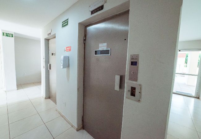 Apartamento em João Pessoa - Apto Pet-friendly c/ piscina, wi-fi, ar e garagem  Apartamento em João Pessoa - Apto Pet-friendly c/ piscina, wi-fi, ar e garagem