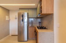 Apartamento em Rio de Janeiro - Poucos Passos da Praia de Copacabana | AB605