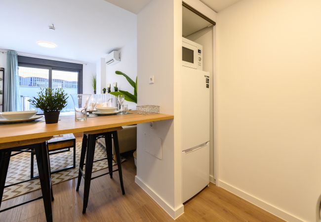 Estúdio em San Sebastián de los Reyes - Estudio con terraza privada y piscina -gimnasio- coworking en Madrid.Temporal  Estúdio em San Sebastián de los Reyes - Estudio con terraza privada y piscina -gimnasio- coworking en Madrid.Temporal