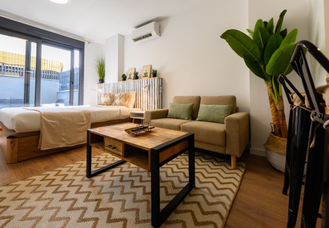 Estúdio em San Sebastián de los Reyes - Estudio con terraza privada y piscina -gimnasio- coworking en Madrid.Temporal  Estúdio em San Sebastián de los Reyes - Estudio con terraza privada y piscina -gimnasio- coworking en Madrid.Temporal