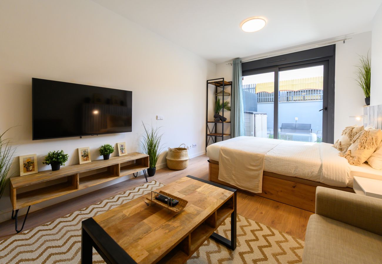 Estúdio em San Sebastián de los Reyes - Estudio con terraza privada y piscina -gimnasio- coworking en Madrid.Temporal  Estúdio em San Sebastián de los Reyes - Estudio con terraza privada y piscina -gimnasio- coworking en Madrid.Temporal