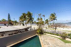 Casa em Guarujá - Casa Alto Padrão c/ Piscina, Vista e churrasqueira