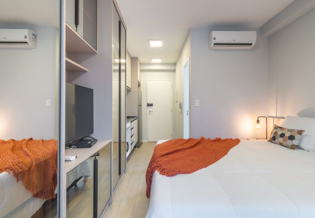 Estúdio em São Paulo - YCP 704 Piscina, varanda e academia Estúdio em São Paulo - YCP 704 Piscina, varanda e academia