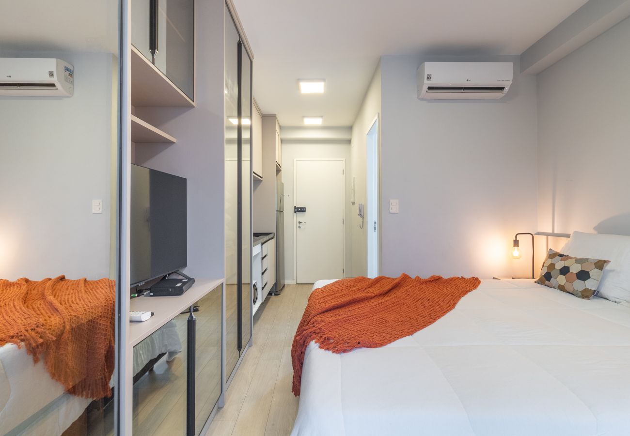 Estúdio em São Paulo - YCP 704 Piscina, varanda e academia Estúdio em São Paulo - YCP 704 Piscina, varanda e academia