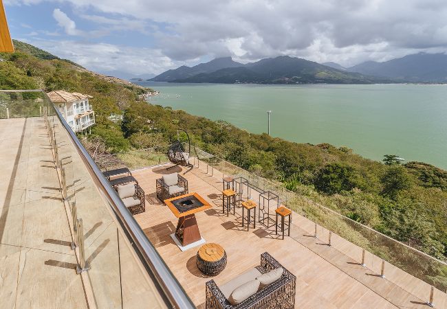 Casa em Mangaratiba - Casa com Piscina, Churrasqueira e Vista Casa em Mangaratiba - Casa com Piscina, Churrasqueira e Vista