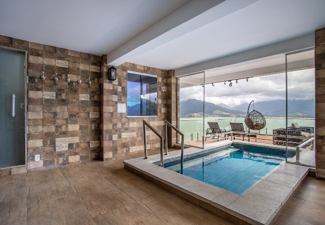 Casa em Mangaratiba - Casa com Piscina, Churrasqueira e Vista Casa em Mangaratiba - Casa com Piscina, Churrasqueira e Vista