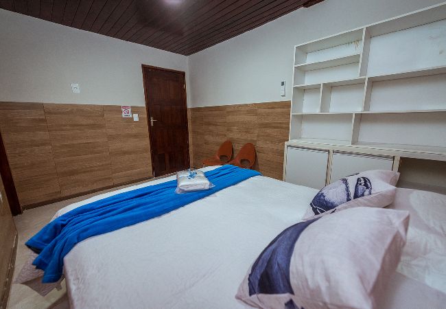 Casa em Cabedelo - Casa c 4 suítes, Piscina, Churrasqueira e Garagem Casa em Cabedelo - Casa c 4 suítes, Piscina, Churrasqueira e Garagem