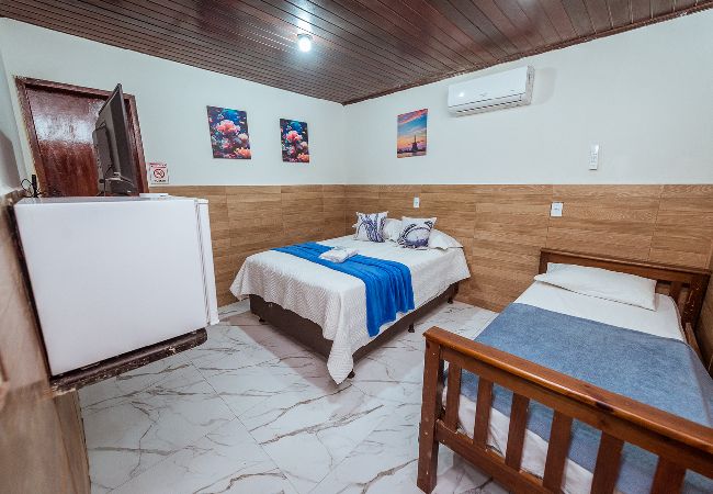 Casa em Cabedelo - Casa c 4 suítes, Piscina, Churrasqueira e Garagem Casa em Cabedelo - Casa c 4 suítes, Piscina, Churrasqueira e Garagem
