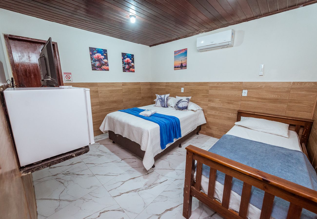 Casa em Cabedelo - Casa c 4 suítes, Piscina, Churrasqueira e Garagem Casa em Cabedelo - Casa c 4 suítes, Piscina, Churrasqueira e Garagem