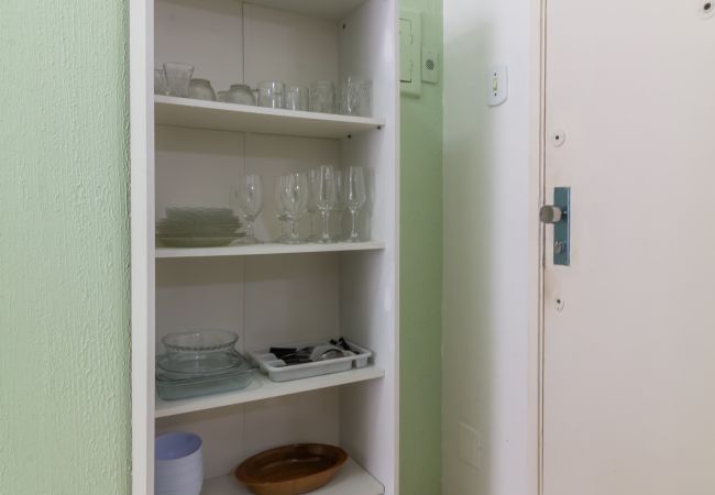 Apartamento em Rio de Janeiro - 6 minutos da praia de Copacabana | NSC904B Apartamento em Rio de Janeiro - 6 minutos da praia de Copacabana | NSC904B