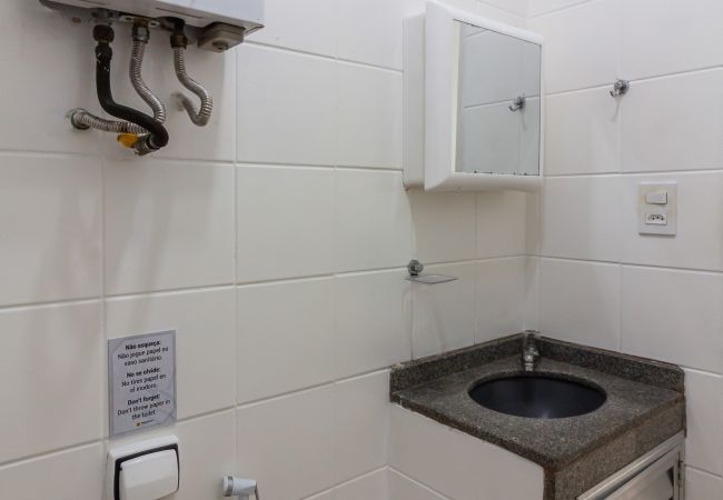 Apartamento em Rio de Janeiro - 6 minutos da praia de Copacabana | NSC904B Apartamento em Rio de Janeiro - 6 minutos da praia de Copacabana | NSC904B