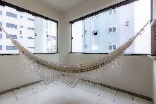 Apartamento em Balneário Camboriú - Apto c Churrasqueira e Garagem 300m da praia