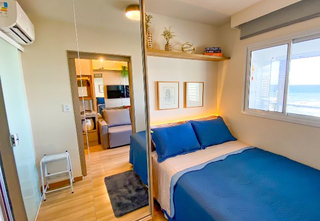 Apartamento em Salvador - Flat Beira-Mar com Varanda, Piscina e Academia Apartamento em Salvador - Flat Beira-Mar com Varanda, Piscina e Academia