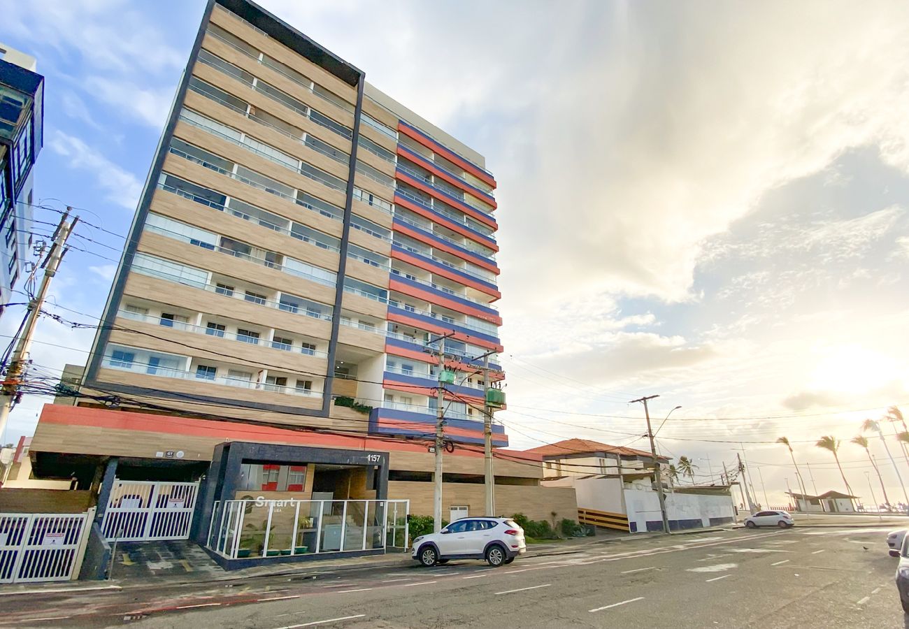 Apartamento em Salvador - Flat Beira-Mar com Varanda, Piscina e Academia Apartamento em Salvador - Flat Beira-Mar com Varanda, Piscina e Academia