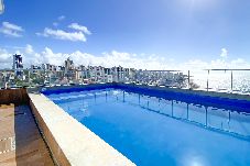 Apartamento em Salvador - Flat Beira-Mar com Varanda, Piscina e Academia