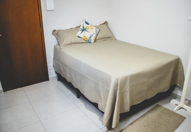 Apartamento em Itajubá - Ótima kitnet prox à UNIFEI com Wi-Fi e Smart TV Apartamento em Itajubá - Ótima kitnet prox à UNIFEI com Wi-Fi e Smart TV