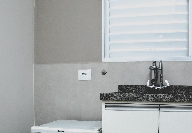 Apartamento em Itajubá - Ótima kitnet prox à UNIFEI com Wi-Fi e Smart TV Apartamento em Itajubá - Ótima kitnet prox à UNIFEI com Wi-Fi e Smart TV