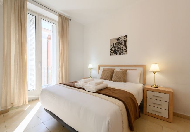Apartamento em Madrid - Apartamento de 2 Dormitorios a Pasos de Gran Vía: Vive en el Corazón de Madrid Apartamento em Madrid - Apartamento de 2 Dormitorios a Pasos de Gran Vía: Vive en el Corazón de Madrid