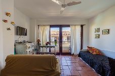 Apartamento em Guarujá - Duplex c/ Varanda, Piscina e Garagem na Enseada