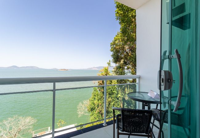 Apartamento em Mangaratiba - Loft vista mar com varanda em Mangaratiba Apartamento em Mangaratiba - Loft vista mar com varanda em Mangaratiba