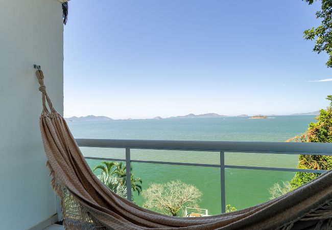 Apartamento em Mangaratiba - Loft com varanda e vista para o mar em Mangaratiba Apartamento em Mangaratiba - Loft com varanda e vista para o mar em Mangaratiba