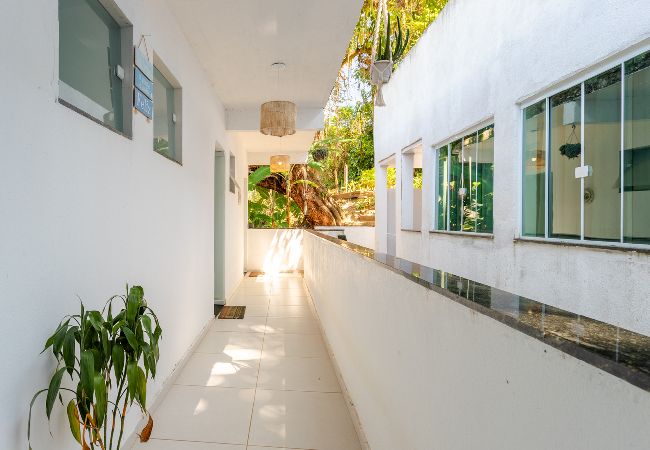 Apartamento em Mangaratiba - Loft com varanda e vista para o mar em Mangaratiba Apartamento em Mangaratiba - Loft com varanda e vista para o mar em Mangaratiba