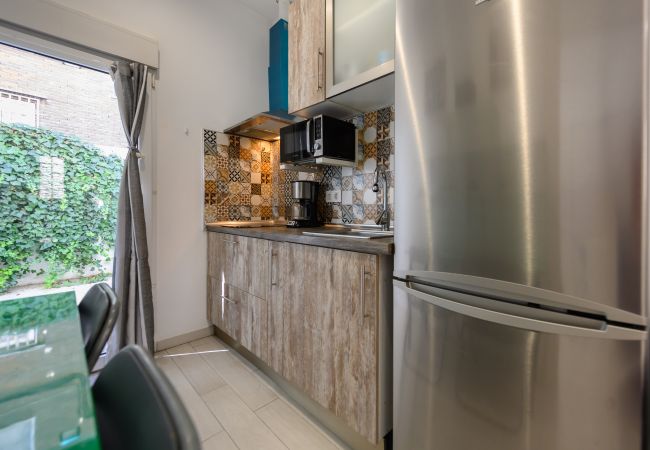 Apartamento em Madrid - Acogedor Piso con Terraza y Espacios para Teletrabajo en Madrid  Apartamento em Madrid - Acogedor Piso con Terraza y Espacios para Teletrabajo en Madrid