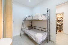 Apartamento em Madrid - Acogedor Piso con Terraza y Espacios para Teletrabajo en Madrid 
