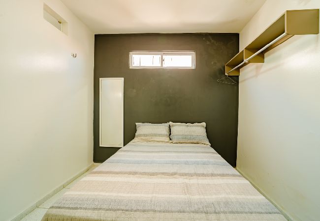 Apartamento em Fortaleza - Flat para 2 Pessoas a poucos metros do Aeroporto Apartamento em Fortaleza - Flat para 2 Pessoas a poucos metros do Aeroporto