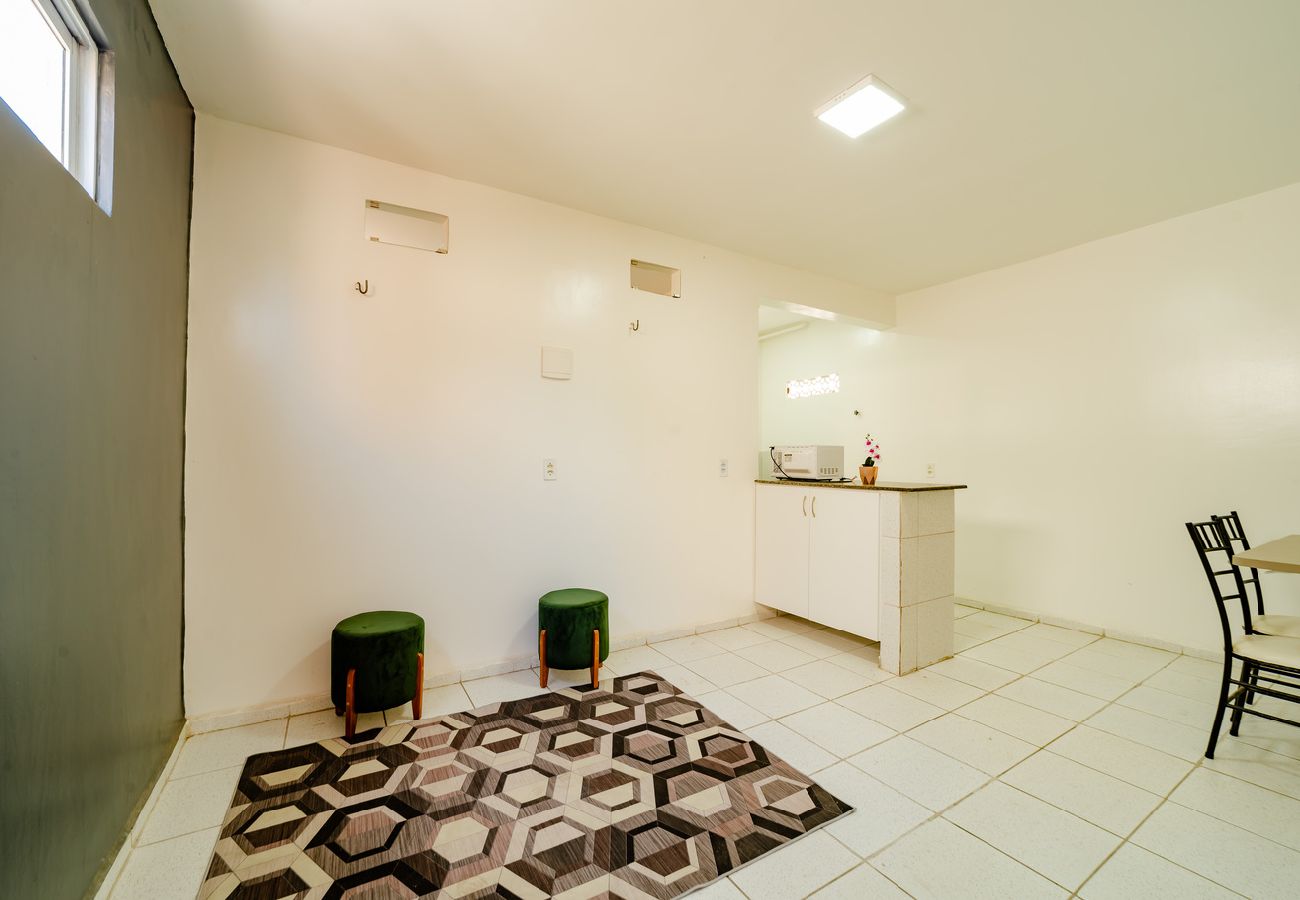 Apartamento em Fortaleza - Flat para 2 Pessoas a poucos metros do Aeroporto Apartamento em Fortaleza - Flat para 2 Pessoas a poucos metros do Aeroporto