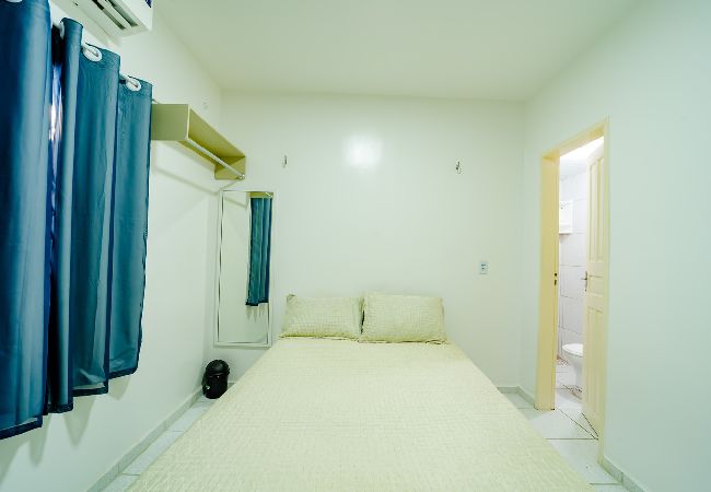 Apartamento em Fortaleza - Flat com Wi-Fi a Poucos Metros do Aeroporto Apartamento em Fortaleza - Flat com Wi-Fi a Poucos Metros do Aeroporto