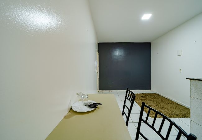 Apartamento em Fortaleza - Flat c Wi-Fi e Ar-condicionado Perto do Aeroporto Apartamento em Fortaleza - Flat c Wi-Fi e Ar-condicionado Perto do Aeroporto