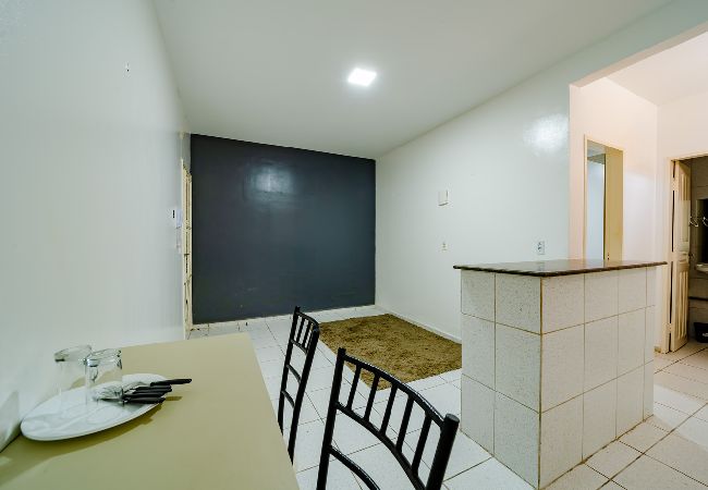 Apartamento em Fortaleza - Flat c Wi-Fi e Ar-condicionado Perto do Aeroporto Apartamento em Fortaleza - Flat c Wi-Fi e Ar-condicionado Perto do Aeroporto