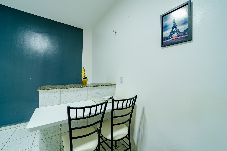 Apartamento em Fortaleza - Flat c Wi-Fi e Smart TV Perto do Aeroporto