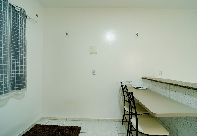 Apartamento em Fortaleza - Flat com Wi-Fi próximo ao Aeroporto Apartamento em Fortaleza - Flat com Wi-Fi próximo ao Aeroporto