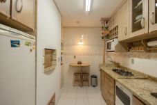Apartamento em Gramado - 1D aconchegante com vista para o vale, 1,5km da R Coberta
