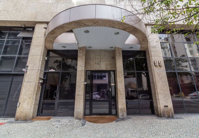 Apartamento em Rio de Janeiro - 12 minutos da praia de Copacabana | PL707 Apartamento em Rio de Janeiro - 12 minutos da praia de Copacabana | PL707