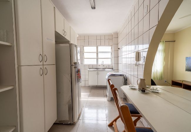 Apartamento em Praia Grande - Apto Beira-mar c/ Vista Lateral e Garagem Apartamento em Praia Grande - Apto Beira-mar c/ Vista Lateral e Garagem