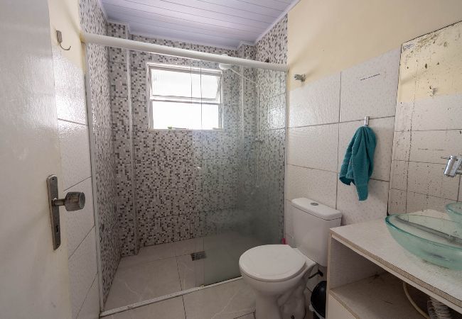 Apartamento em Praia Grande - Apto Beira-mar c/ Vista Lateral e Garagem Apartamento em Praia Grande - Apto Beira-mar c/ Vista Lateral e Garagem