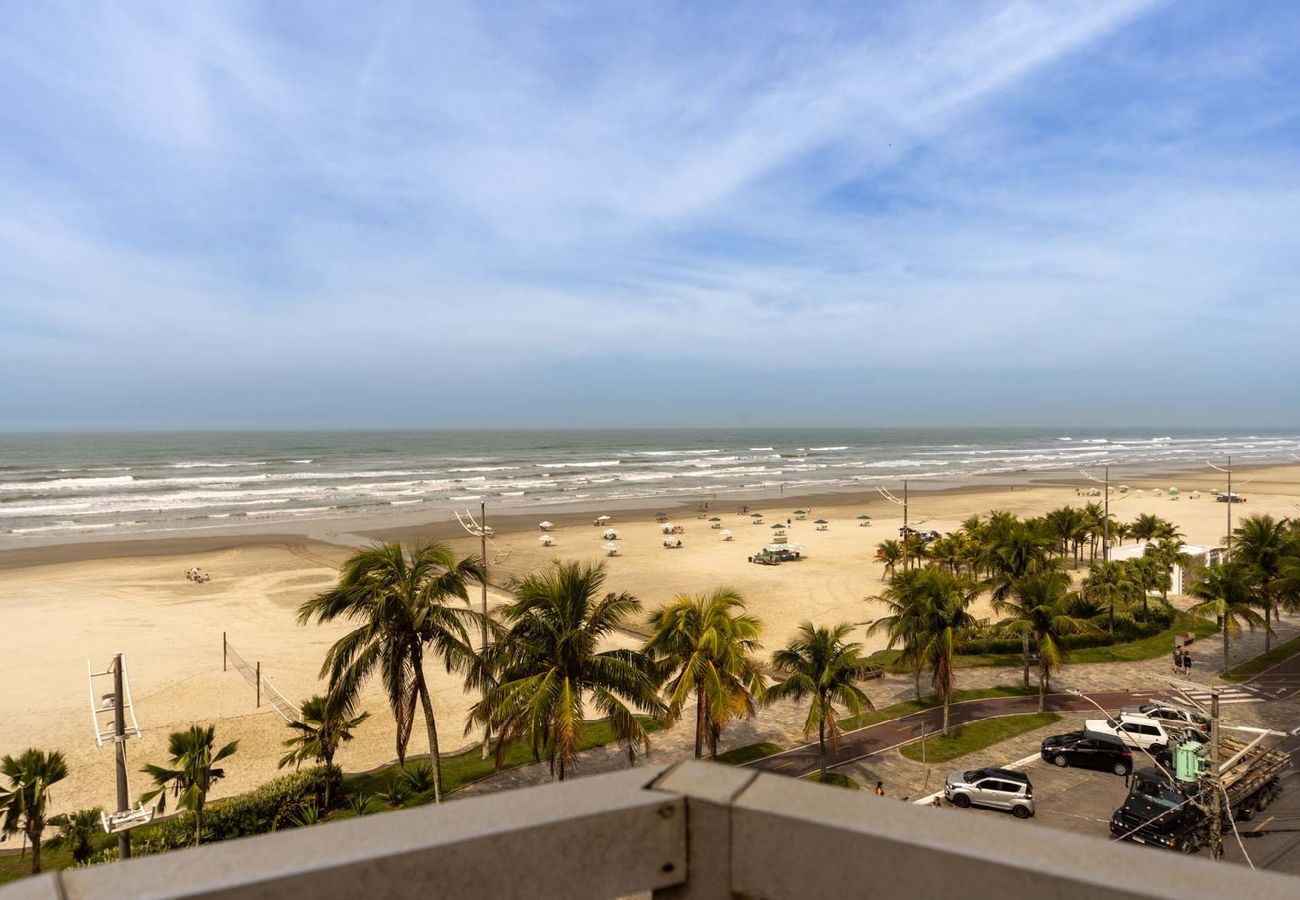 Apartamento em Praia Grande - Apto Beira-mar c/ Vista Lateral e Garagem Apartamento em Praia Grande - Apto Beira-mar c/ Vista Lateral e Garagem