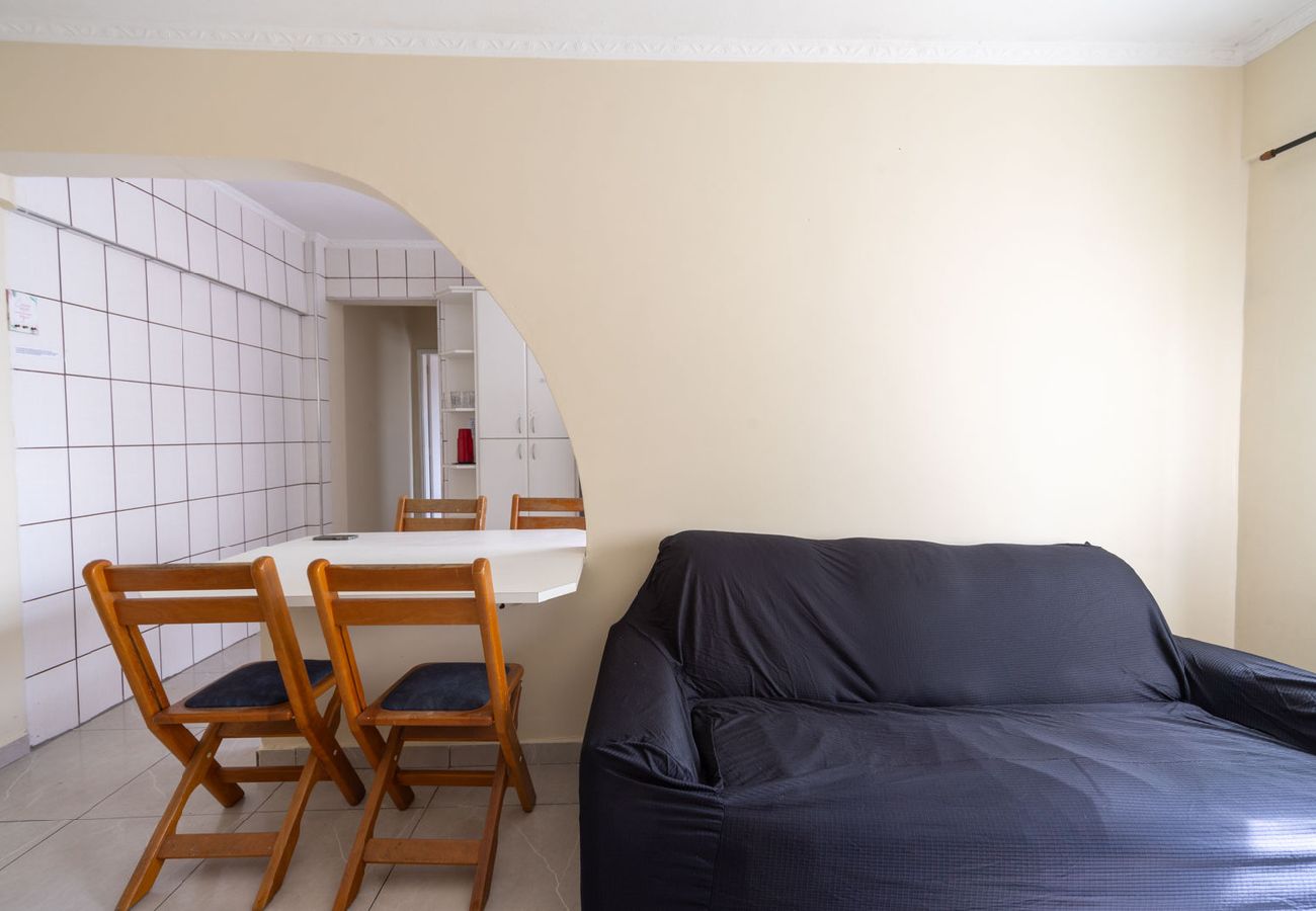 Apartamento em Praia Grande - Apto Beira-mar c/ Vista Lateral e Garagem Apartamento em Praia Grande - Apto Beira-mar c/ Vista Lateral e Garagem