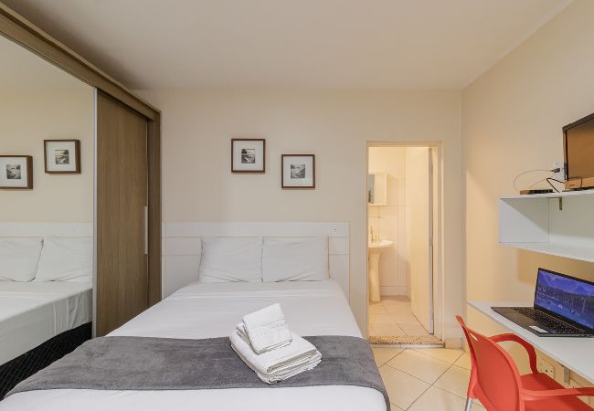 Apartamento em São Paulo - 07 Studio prox Expo, Berrini e Congonhas Apartamento em São Paulo - 07 Studio prox Expo, Berrini e Congonhas