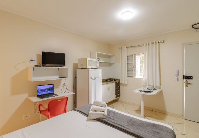 Apartamento em São Paulo - 07 Studio prox Expo, Berrini e Congonhas Apartamento em São Paulo - 07 Studio prox Expo, Berrini e Congonhas