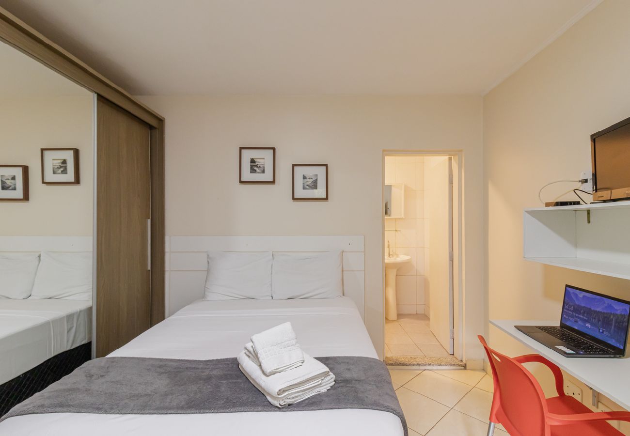 Apartamento em São Paulo - 07 Studio prox Expo, Berrini e Congonhas Apartamento em São Paulo - 07 Studio prox Expo, Berrini e Congonhas