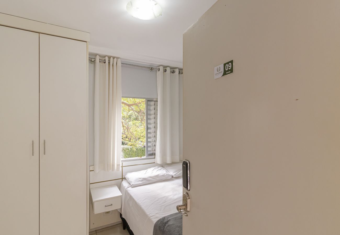 Apartamento em São Paulo - 09 Studio prox Expo, Berrini e Congonhas Apartamento em São Paulo - 09 Studio prox Expo, Berrini e Congonhas