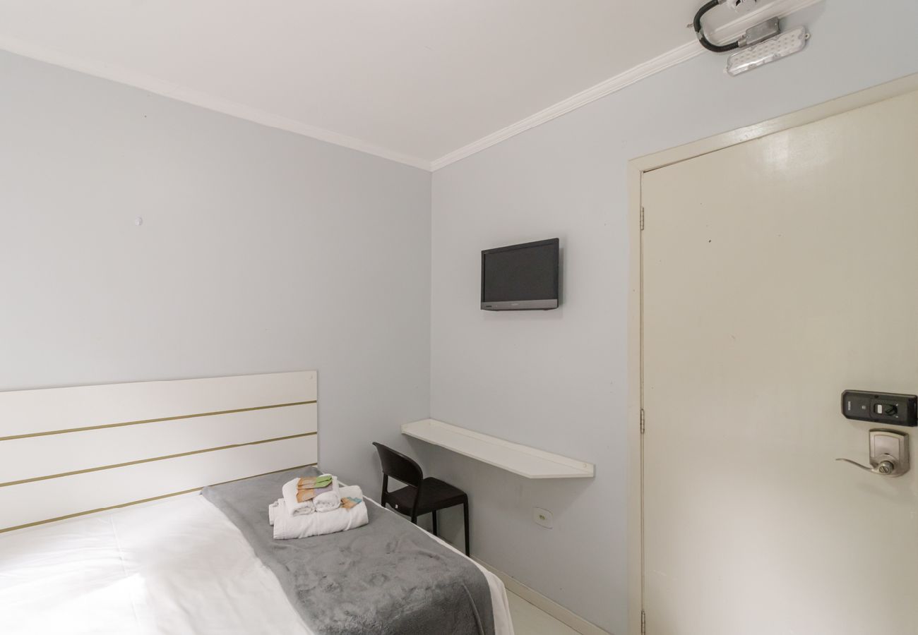 Apartamento em São Paulo - 09 Studio prox Expo, Berrini e Congonhas Apartamento em São Paulo - 09 Studio prox Expo, Berrini e Congonhas