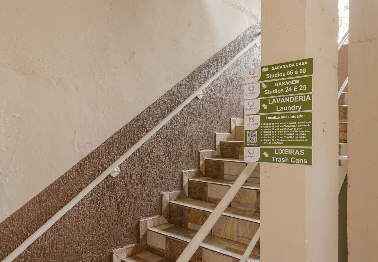 Apartamento em São Paulo - 09 Studio prox Expo, Berrini e Congonhas Apartamento em São Paulo - 09 Studio prox Expo, Berrini e Congonhas