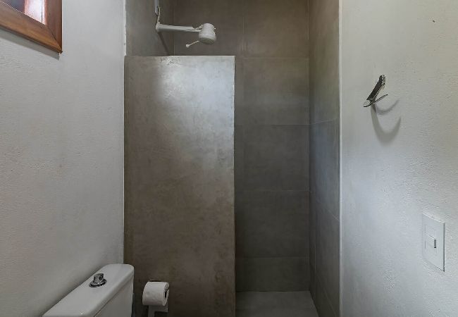 Apartamento em Arraial D'Ajuda - ITAKAÁ STUDIO: Piscina, Hidro e Quadra em Arraial Apartamento em Arraial D'Ajuda - ITAKAÁ STUDIO: Piscina, Hidro e Quadra em Arraial