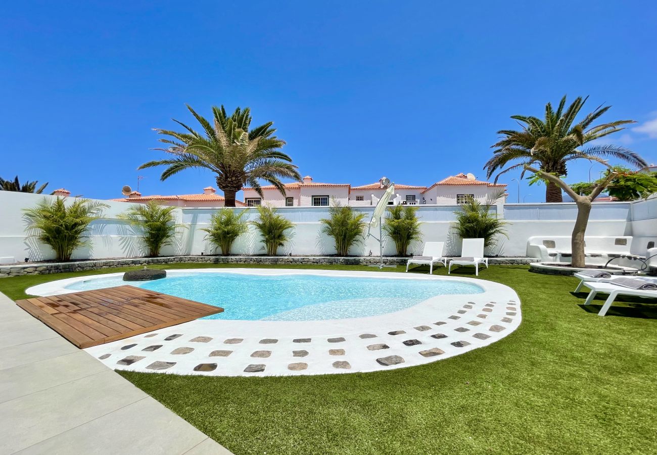 Apartamento em Guía de Isora - Lujoso Apartamento en Guía de Isora con piscina y barbacoa Apartamento em Guía de Isora - Lujoso Apartamento en Guía de Isora con piscina y barbacoa