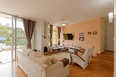 Casa em São Roque - Casa de Campo com Piscina, Lareira e Churrasqueira